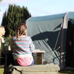 Vango Airbeam Vango Castlewood Air 800XL Tent Package (2023) 22 Vango Airbeam Vango Castlewood Air 800XL Tent Package (2023) -Pieces Cycliste Magasin castlewood air 800xl lo 2023 1