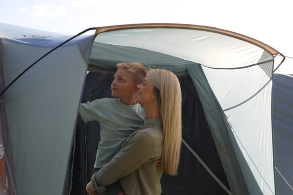 Vango Airbeam Vango Lismore Air 700DLX Tent Package (2023) 11 Vango Airbeam Vango Lismore Air 700DLX Tent Package (2023) – Image 9
