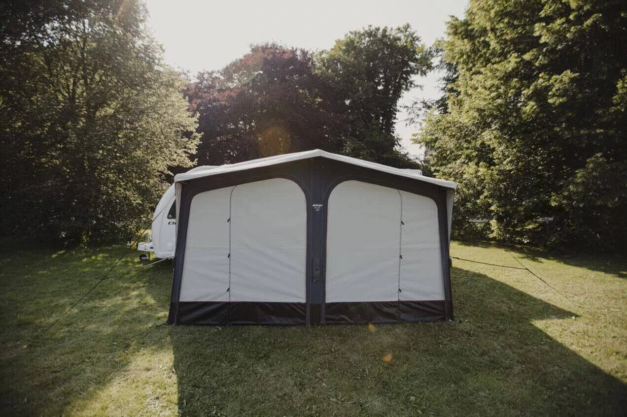 Vango Airbeam Vango Riviera Air 390 Elements All Season Caravan Awning (2023) 7 Vango Airbeam Vango Riviera Air 390 Elements All Season Caravan Awning (2023) – Image 5