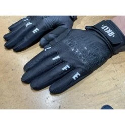 Gants BIKELIFE 'Trick List' Kids Noirs 15 Gants BIKELIFE 'Trick List' Kids Noirs -Pieces Cycliste Magasin gants bikelife tricklist kids noirs 3