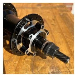 Moyeu COLLECTIVE C2 Arrière Noir -Pieces Cycliste Magasin moyeu collective c2 arriere noir 4