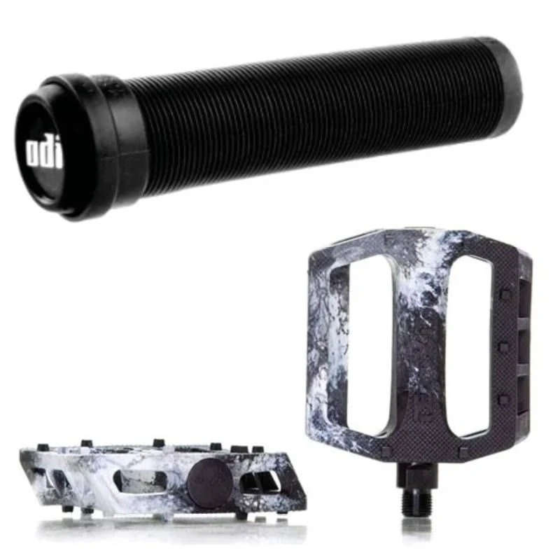 Pack DEMOLITION Pédales Trooper Noir-blanc + Poignées ODI Longneck Noir 3 Pack DEMOLITION Pédales Trooper Noir-blanc + Poignées ODI Longneck Noir