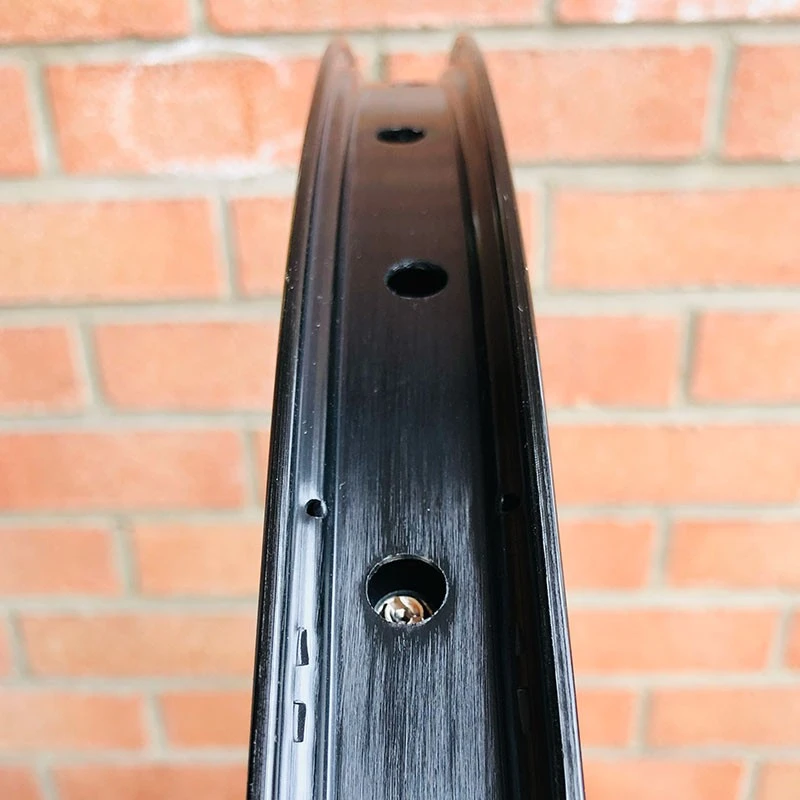 Roue Arrière Custom HALO X BLB 28-29 Pouces Noire - Fixie Freestyle 7 Roue Arrière Custom HALO X BLB 28-29 Pouces Noire - Fixie Freestyle – Image 5