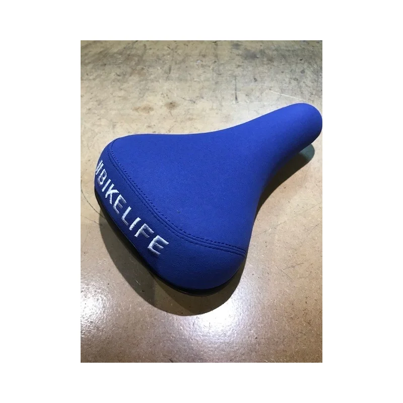 Selle BIKELIFE Bleue Logo Blanc 7 Selle BIKELIFE Bleue Logo Blanc – Image 5